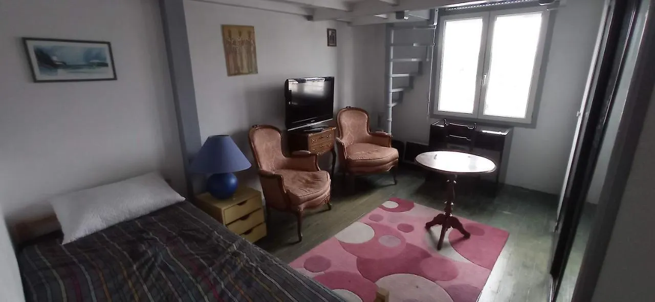 2 Chambres Et Salle De Bain Un Oasis De Bien Etre Piscine Et Jardin Direct Gare Aeroport Toulouse 0*,  France